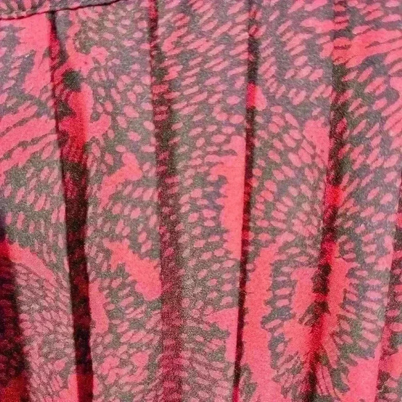 WALTER BAKER Vintage Look Fit Flare Long Sleeve Silky Pleated Dress Small 6 - Picture 14 of 14